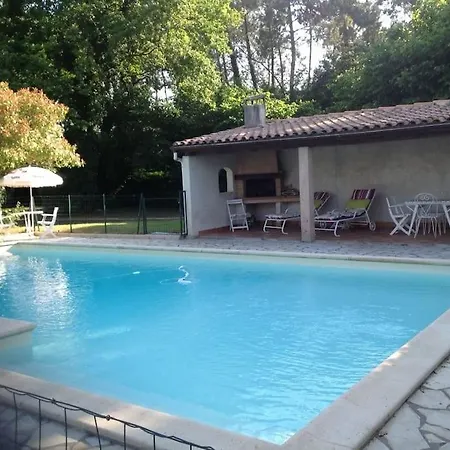 Familiale De Caractere Villa *